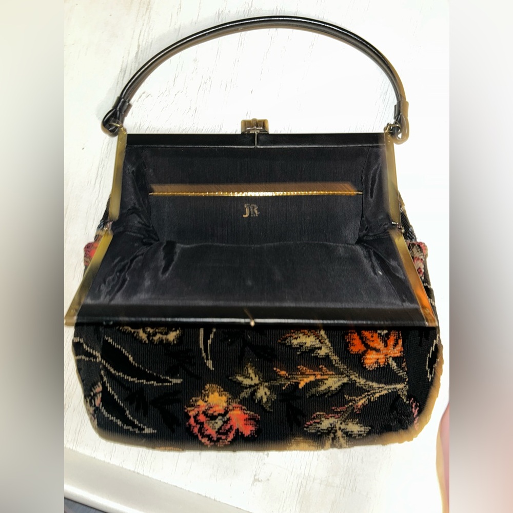 1940s Vintage JR bag. Beautiful material. Soft.